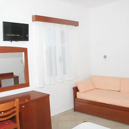 Aiolos Otel 2*