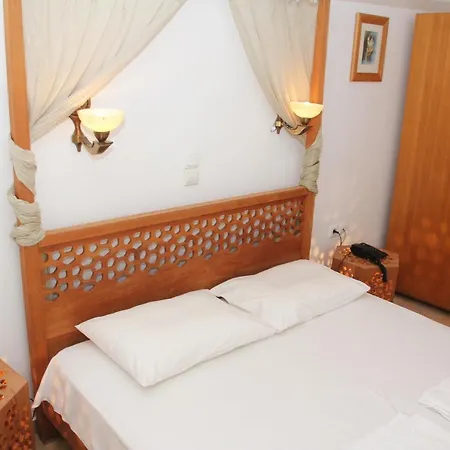 Aiolos Otel Irakleia (Naxos)